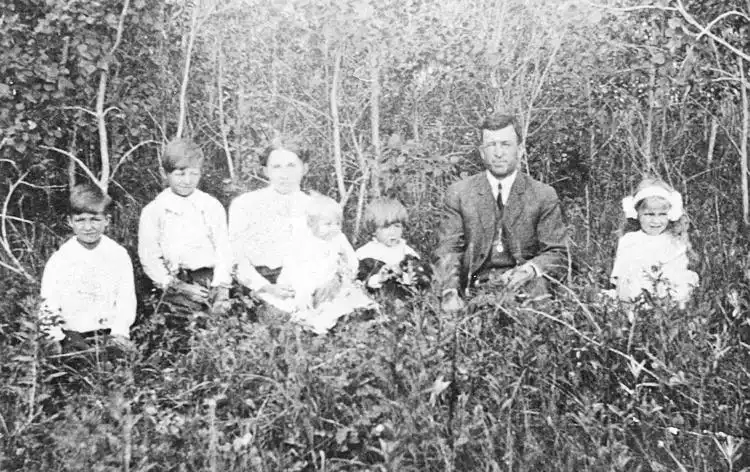 Joe Anstett family photo.