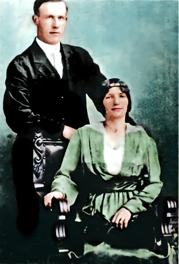 Andrew and Josephine Snell - 1919.