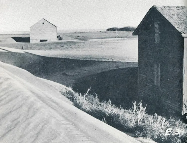 An abandoned Farm near Estevan, 1939.